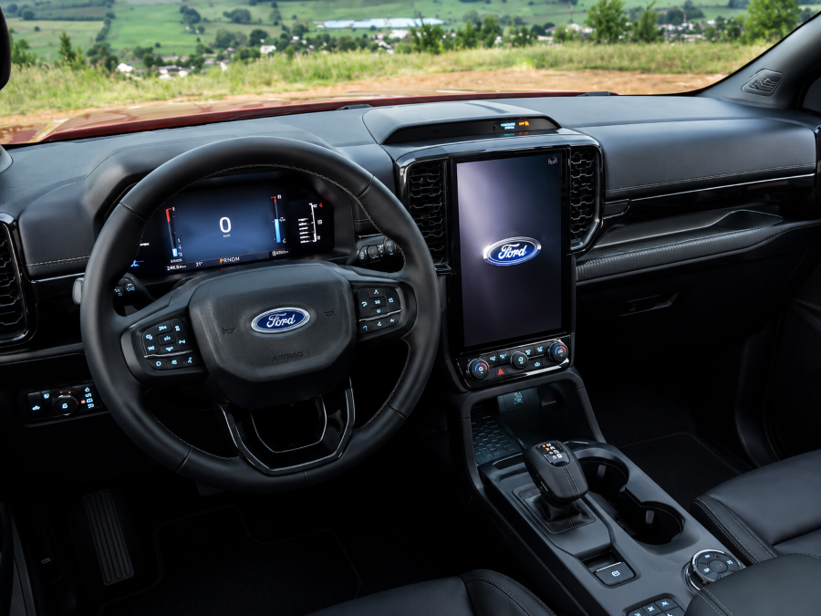 Giá Ford Ranger XLS 4x4